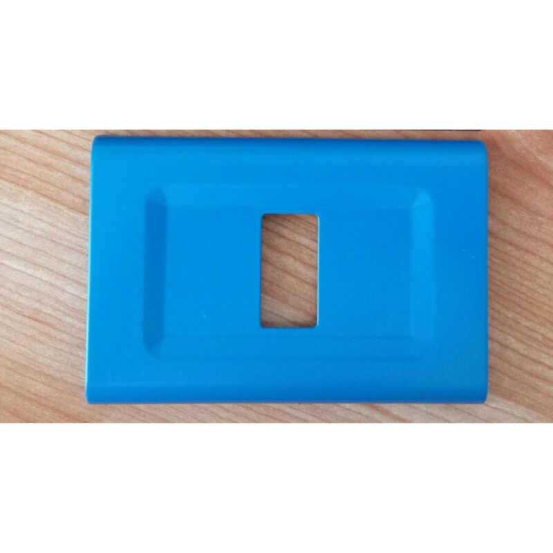 foto del prodotto trade shop traesio placchette placche in abs serie magic elite bticino compatibili color copriprese turchese 1 foro 