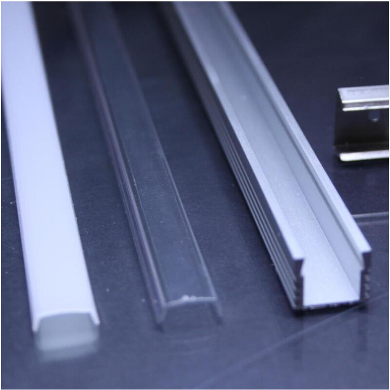foto del prodotto trade shop traesio profilo barra 1m alluminio per strip led cc 32 con coperchio opaco o trasparente copertura opaca 