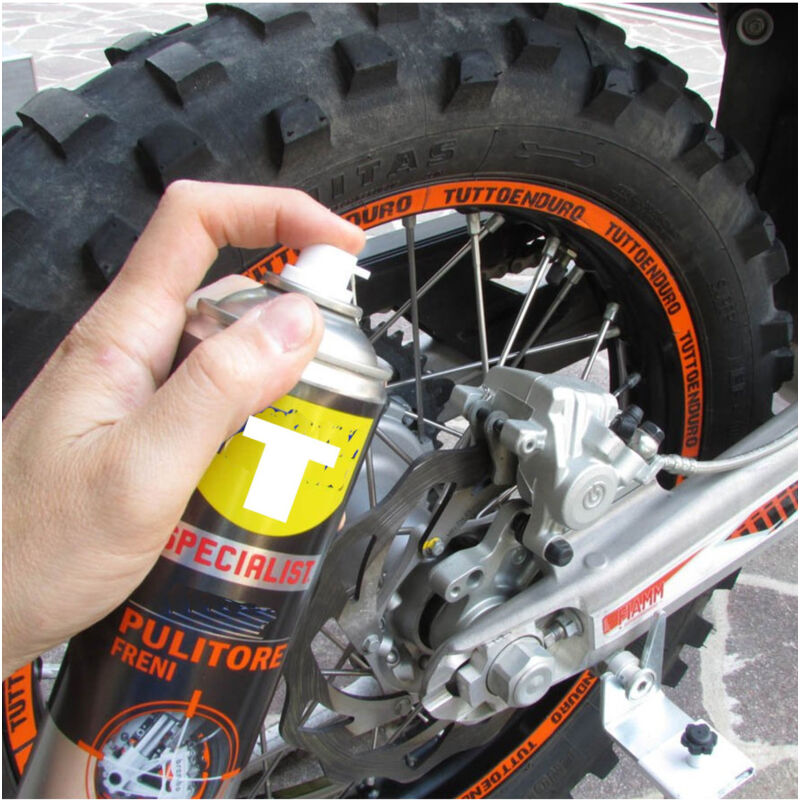 foto del prodotto trade shop traesio pulitore freni detergente disossidante pinze freni a disco e a tamburo da 400ml 