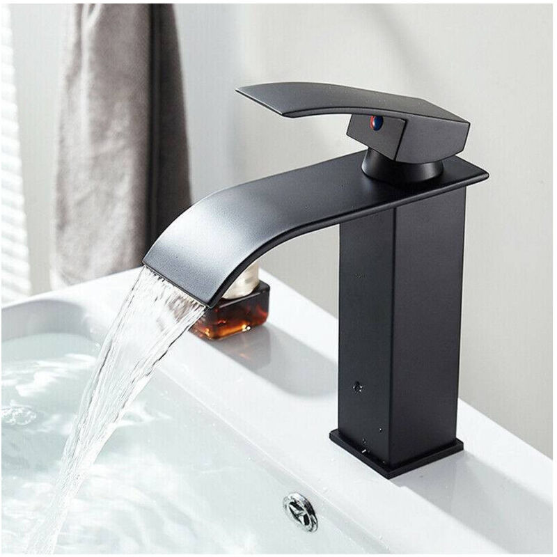 foto del prodotto trade shop traesio rubinetto bagno lavabo miscelatore a cascata nero ottone monocomando moderno 
