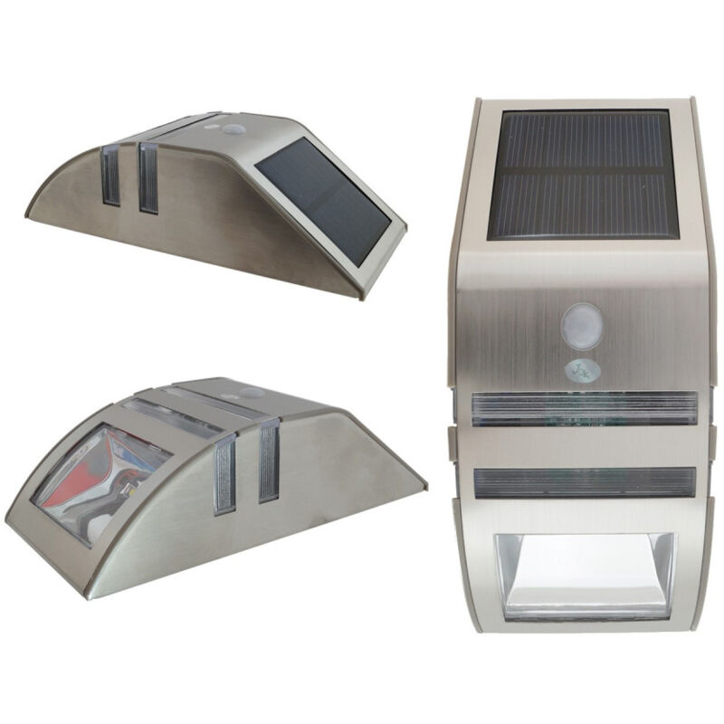 foto del prodotto trade shop traesio segnapassi lampada luce led con pannello solare ricaricabil sensore crepuscolare 
