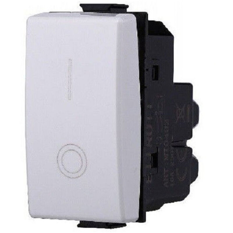 foto del prodotto trade shop traesio serie bticino frutti matix compatibile presa schuko lan pulsante deviatore usb interruttore bipolare