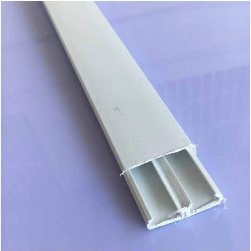foto del prodotto trade shop traesio set 2 canalina passacavo con separatore 2 metri 30 x 10mm bianco portacavi 60773 
