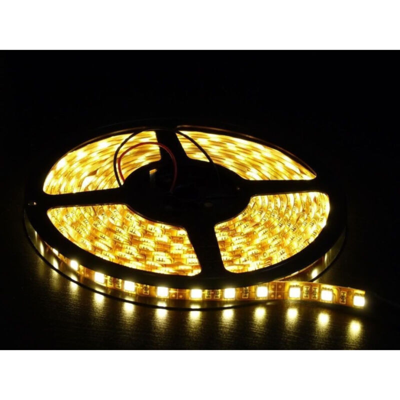 foto del prodotto trade shop traesio strip smd bobina striscia led 5050 flessibile 5mt adesiva interno esterno ip65 bianco caldo 