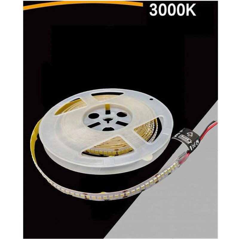 foto del prodotto trade shop traesio strip striscia led 5mt dc 24v smd 2835 ip20 90w luce 3000k 6500k 4000k dc24v 240 bianco caldo 