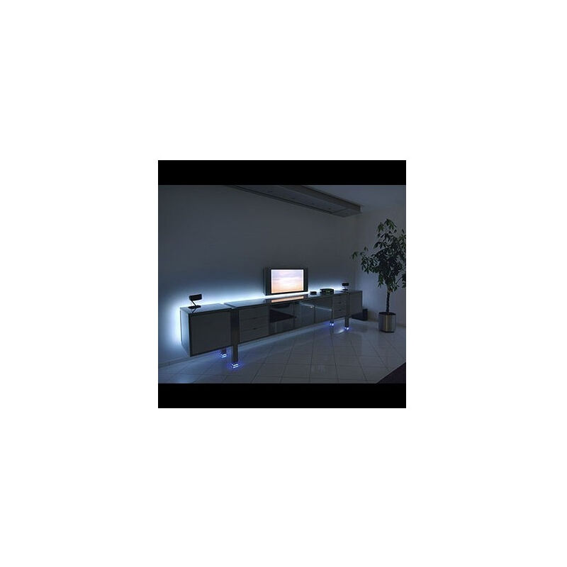 foto del prodotto trade shop traesio striscia led 5050 flessibile 4,5m con alimentatore luce bianco freddo caldo bianco caldo 