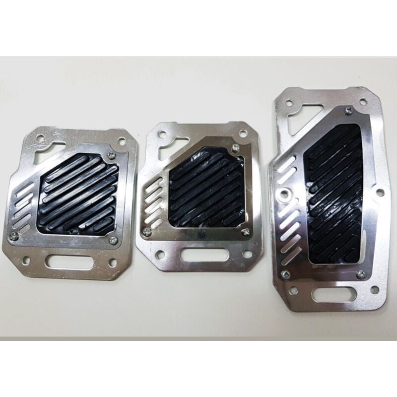 foto del prodotto trade shop traesio - wisdom - copri pedali cromato acciaio nero ws1566 auto sportiva tuning antiscivolo auto -