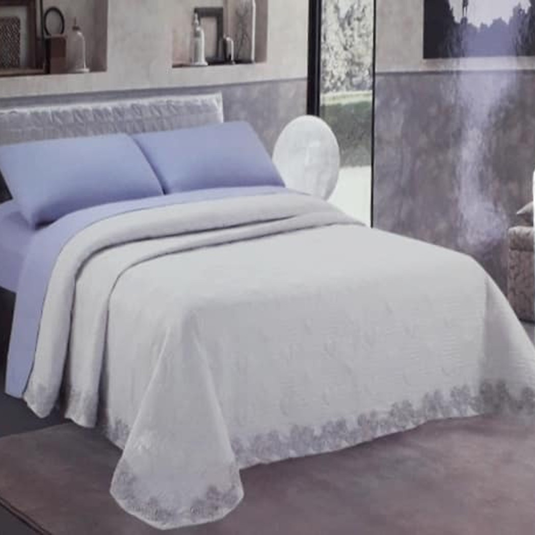 foto del prodotto trade shop trapunta matrimoniale alta qualit con ricamo al bordo colore fantasia casuale 