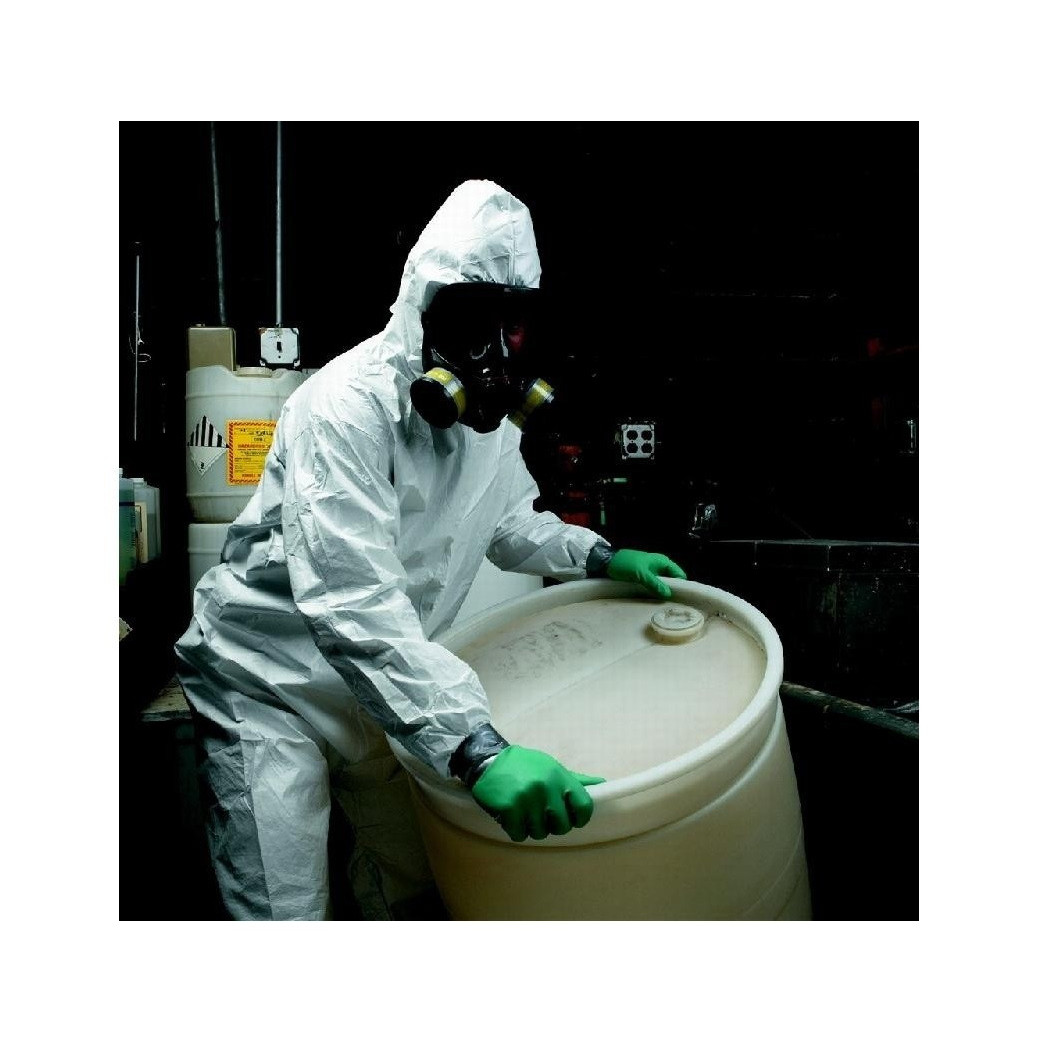 foto del prodotto trade shop tuta intera lavoro monouso bianca polipropilene usa e getta antistatica ssp 