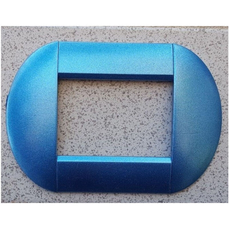 foto del prodotto traesio - placca placche placchette compatibili living international light bombate bticino - blu cielo metallizzato -3 fori - - trade shop