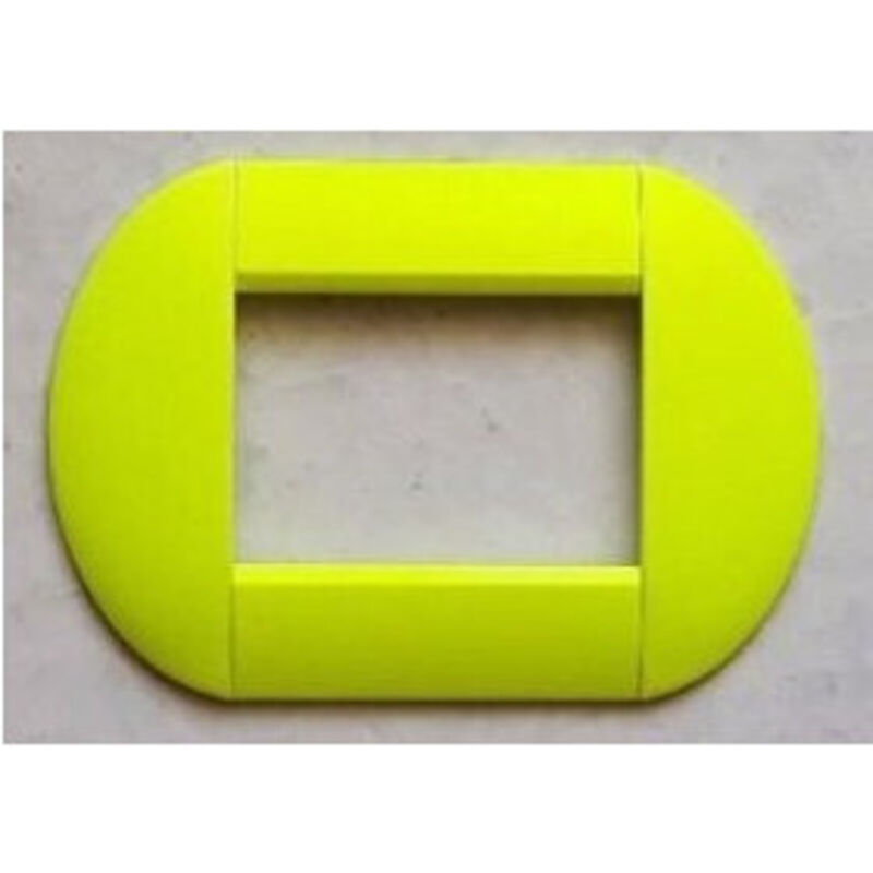 foto del prodotto traesio placca placche placchette compatibili living international light bombate bticino giallo fluo 4 fori trade shop