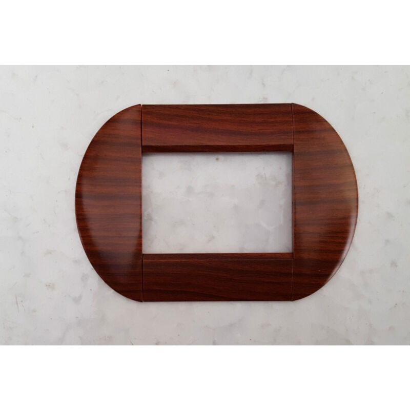 foto del prodotto traesio placca placche placchette compatibili living international light bombate bticino legno scuro 7 fori trade shop