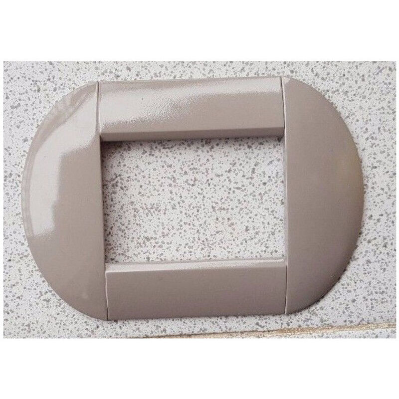 foto del prodotto traesio - placca placche placchette compatibili living international light bombate bticino - tortora -3 fori - - trade shop