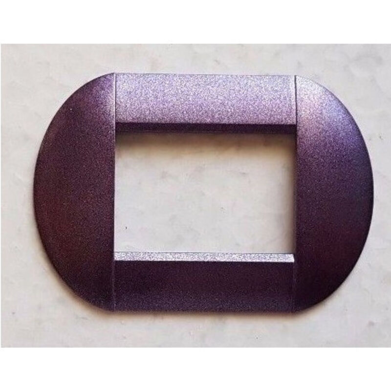 foto del prodotto traesio placca placche placchette compatibili living international light bombate bticino viola metallizzato 7 fori trade shop