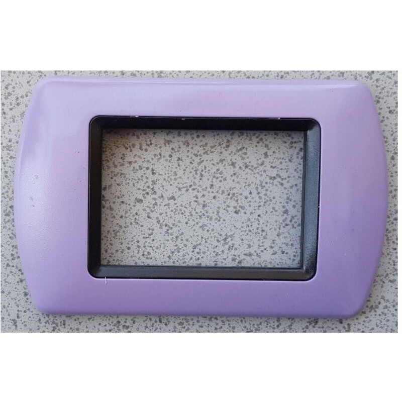 foto del prodotto traesio placchette placche in abs compatibili per serie living international placca lilla 3 fori trade shop