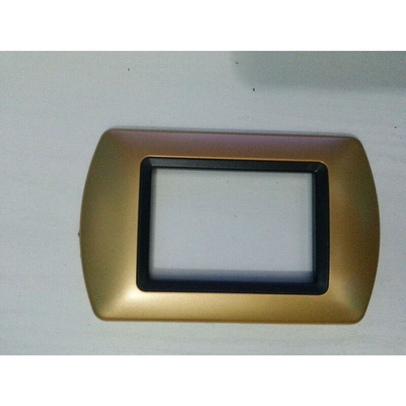 foto del prodotto traesio - placchette placche in abs compatibili per serie living international placca - oro satinato -3 fori - - trade shop