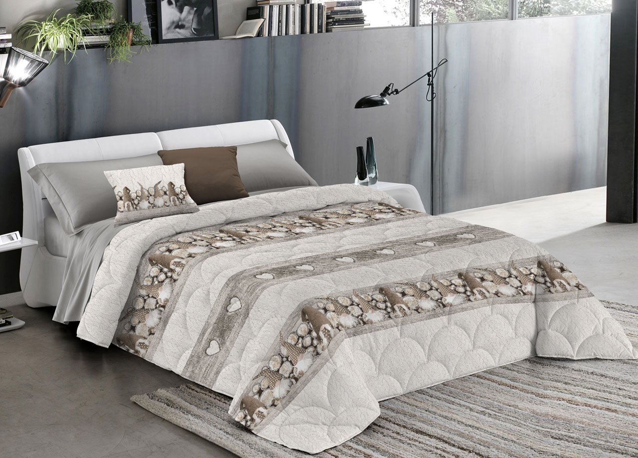 foto del prodotto trapunta piumone invernale linea pensieri delicati disegno gnomi matrimoniale beige