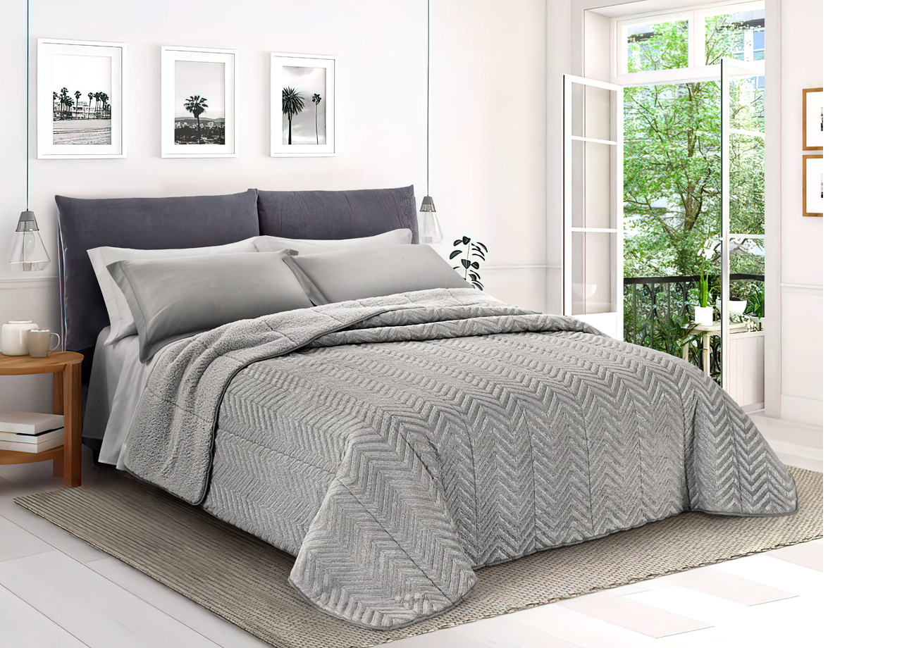 foto del prodotto trapunta piumone invernale morbida pelliccia double face modello alaska chevron matrimoniale grigio