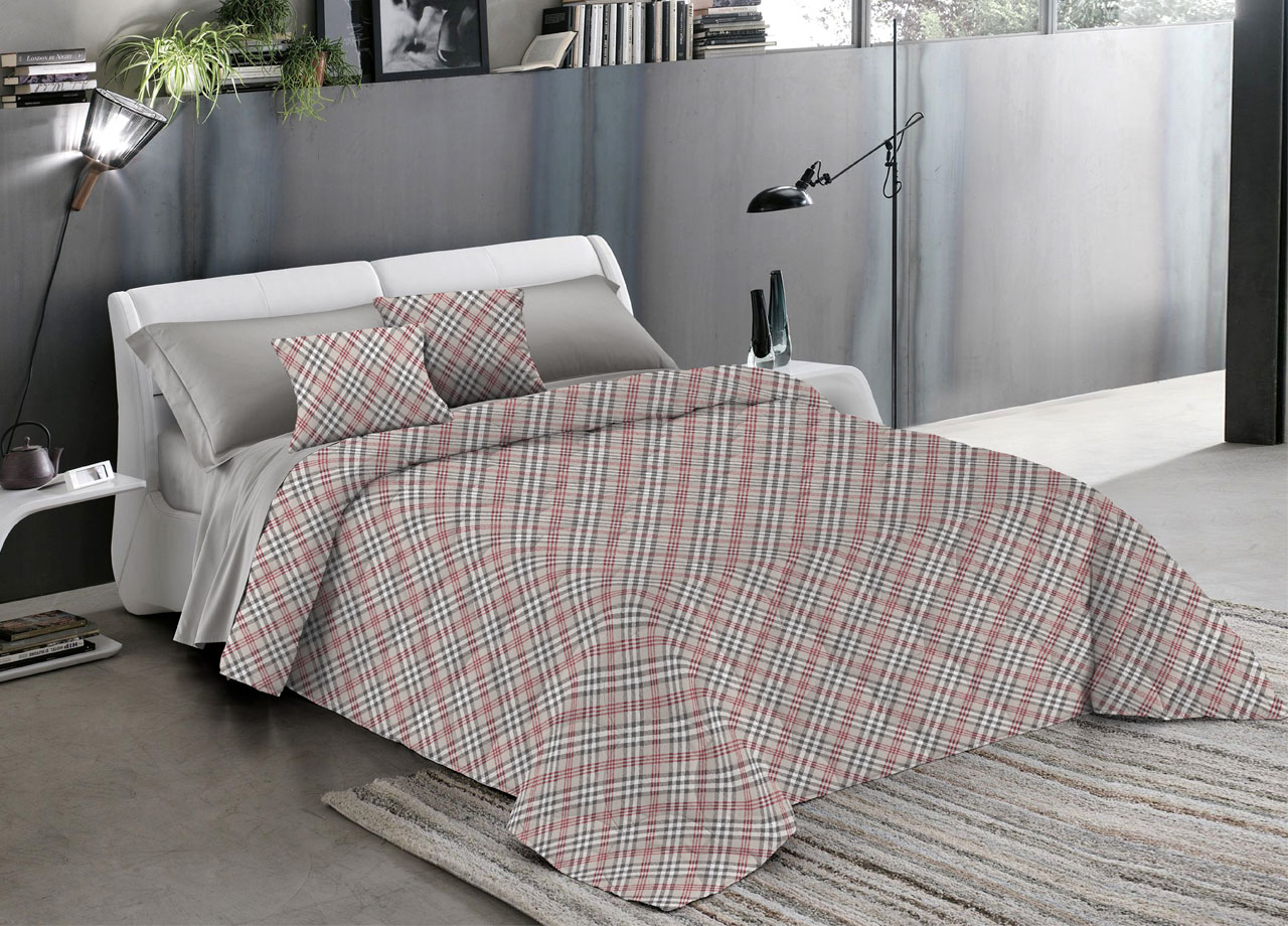 foto del prodotto trapuntino piumino estivo pensieri delicati disegno scotty scozzese matrimoniale beige