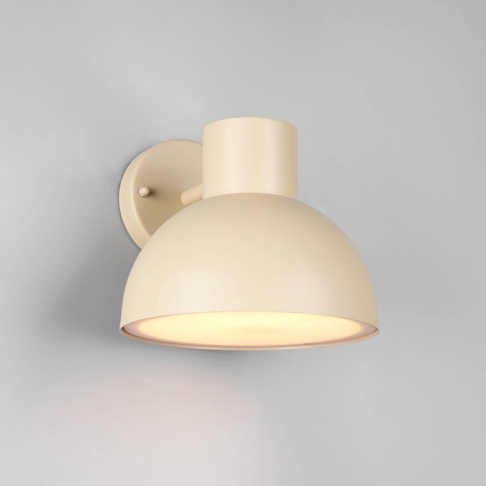 foto del prodotto trio lighting applique da esterno elbe, beige sabbia, alluminio pressofuso, e27