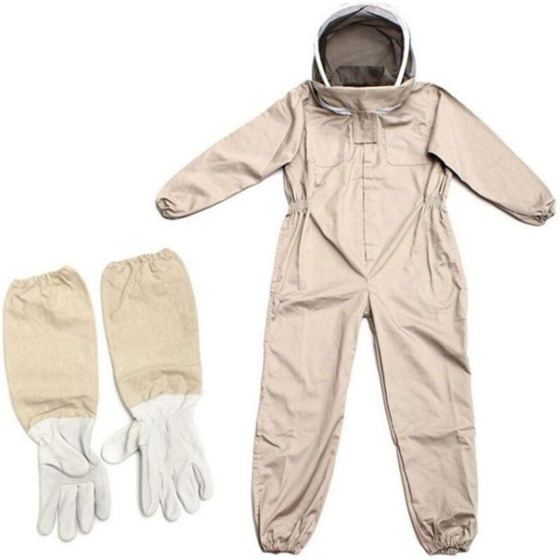 foto del prodotto tuta da apicoltore, tuta professionale da apicoltore con guanti e protezione, tuta integrale da apicoltore, attrezzatura anti vespa per apicoltura