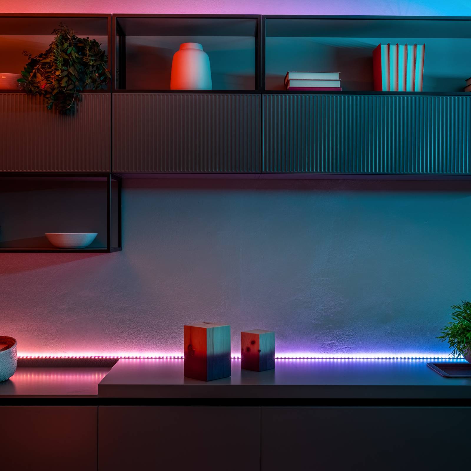 foto del prodotto twinkly light line striscia led rgb 1,5m prolunga