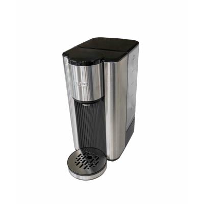 foto del prodotto unold ava bollitore elettrico 2,5 l 2600 w nero, argento