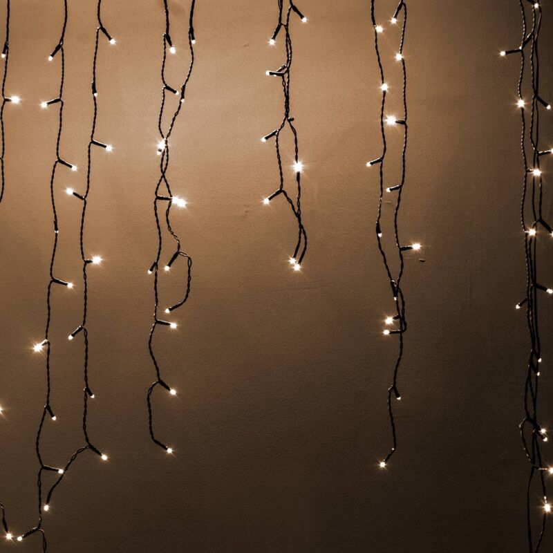 foto del prodotto vacchetti catena luminosa 200 led luce bianco caldo 4 mt albero natale