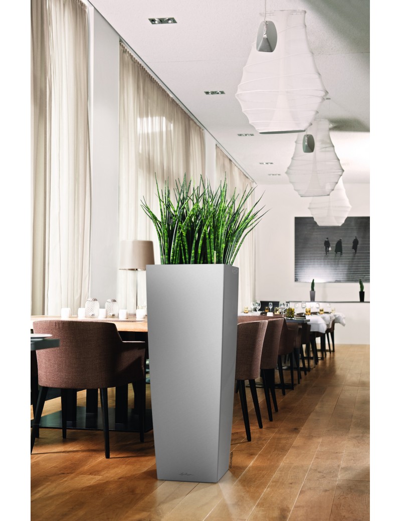 foto del prodotto vaso da interno e esterno cubico premium alto 40 cm argento metallizzato