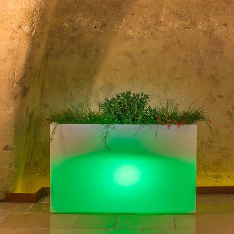 foto del prodotto vaso fioriera rettangolare in resina 80x35 cm mod. flowerpot con luce verde