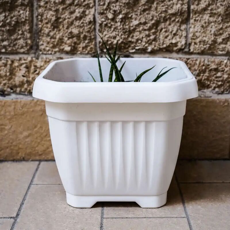 foto del prodotto vaso gaia quadrato 25x25 cm colore bianco con sottovaso self waterer