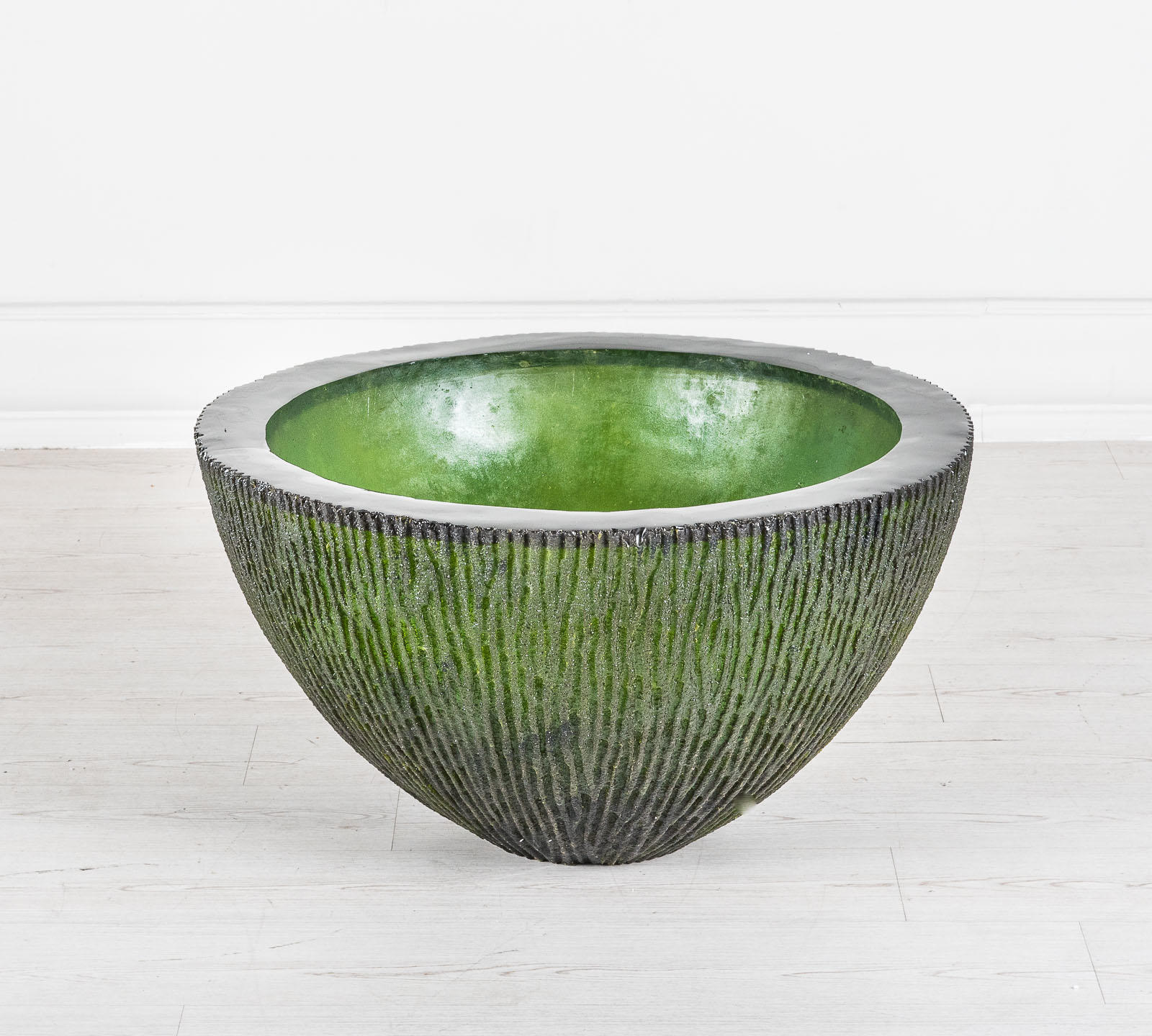 foto del prodotto vaso in resina verde 80x80x45h cm