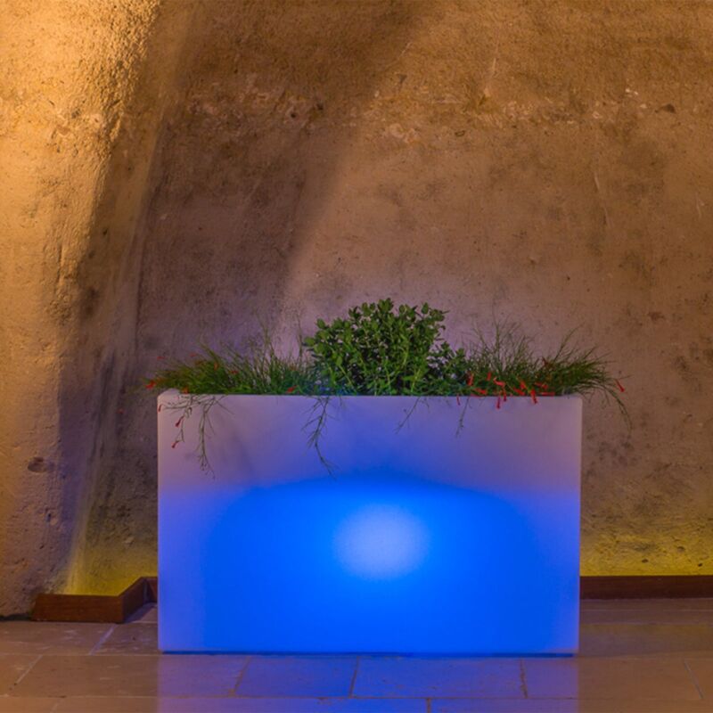 foto del prodotto vaso luminoso flowerpot bright con led decorazione made in italy per esterno bianco con cavo 80 cm