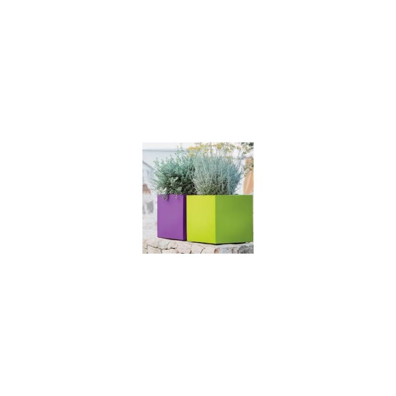 foto del prodotto vaso quadrato in resina h 40 mod. cube 40x40 cm verde