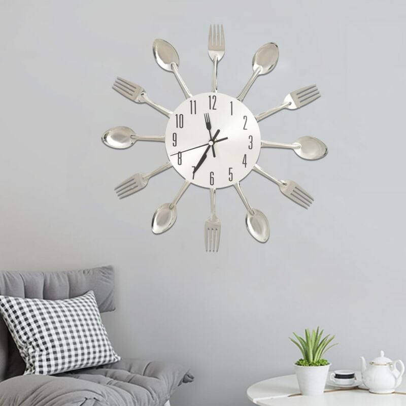 foto del prodotto vidaxl 325162 wall clock with spoon and fork design silver 31 cm aluminium