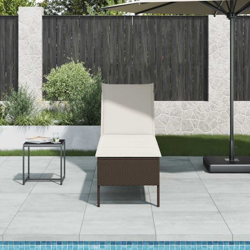 foto del prodotto vidaxl lettino prendisole con cuscino marrone 55x200x44 cm polyrattan