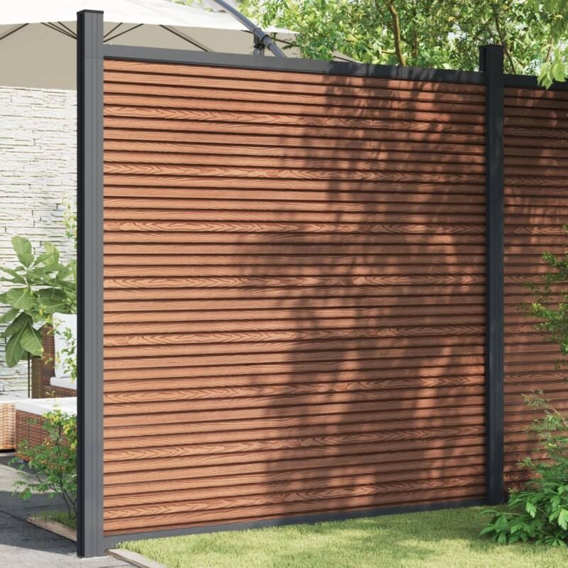 foto del prodotto vidaxl pannello di recinzione marrone 180x186 cm in wpc