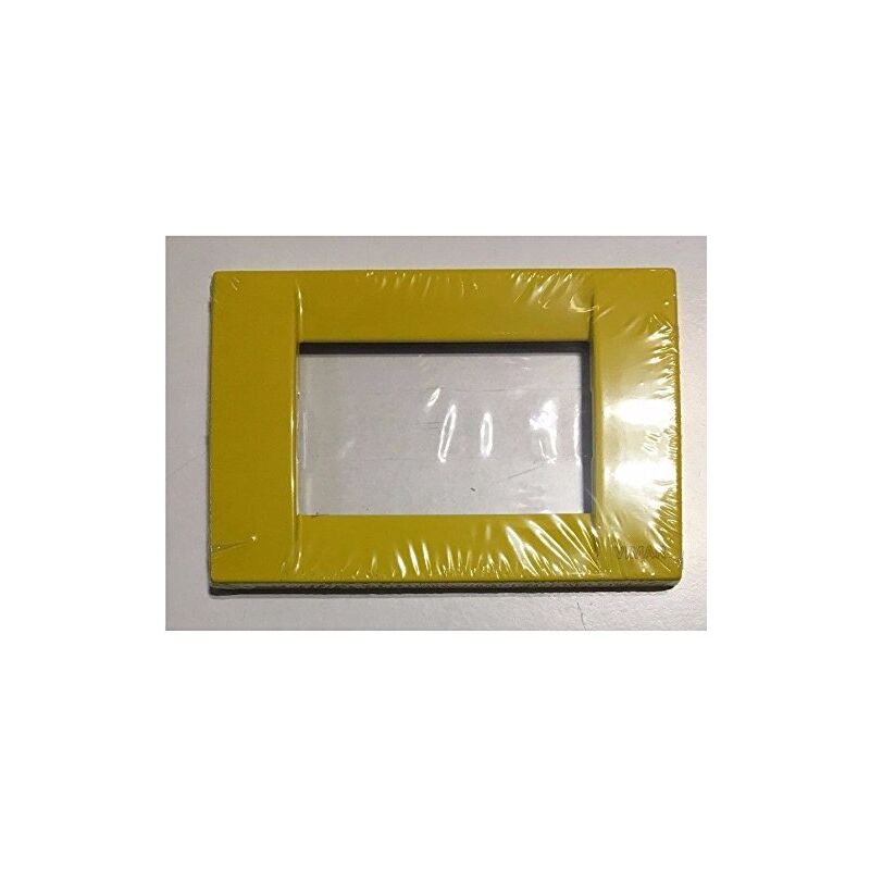 foto del prodotto vimar placca idea 4 moduli metallo giallo 16734.02