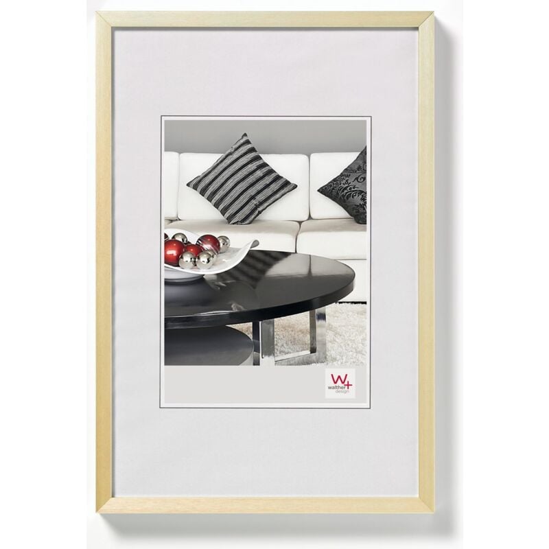 foto del prodotto walther design cornice oro 21 x 29,7 cm din a4 sedia con cornice per documenti in alluminio telaio in alluminio aj130g
