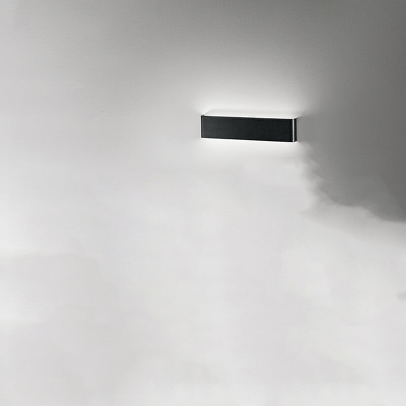 foto del prodotto way applique led 12w 1260lm 3000k in alluminio verniciato nero 41cm