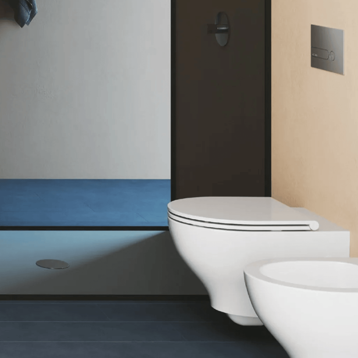 foto del prodotto wc sospeso azzurra ceramica pratica bianco lucido