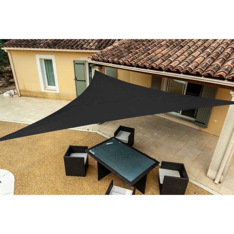 foto del prodotto werka pro telo ombreggiante grigio in poliestere triangolare 5m