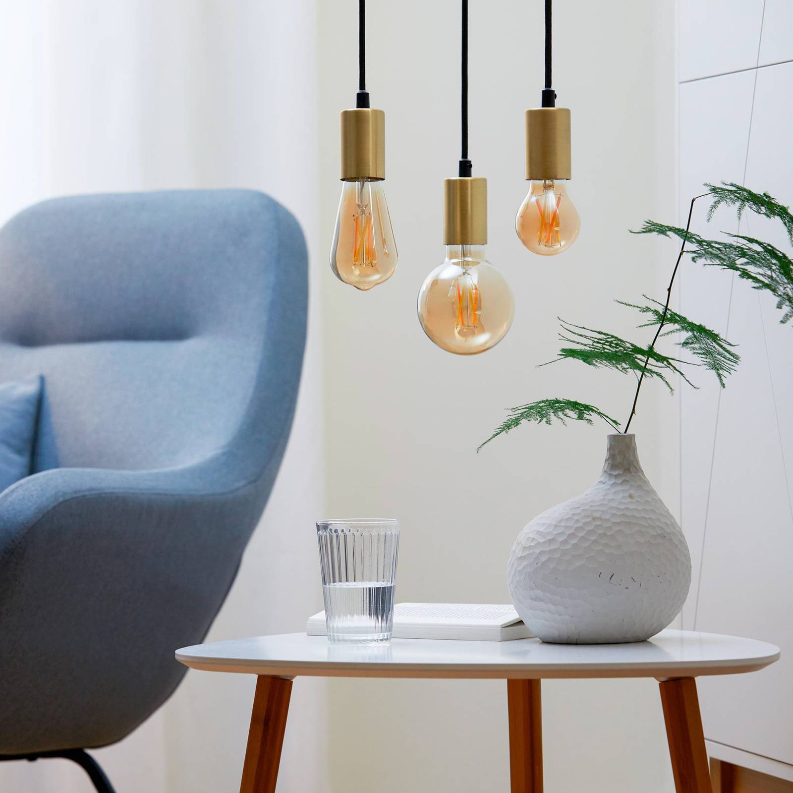 foto del prodotto wiz a60 lampadina led wi fi e27 7w ambra cct