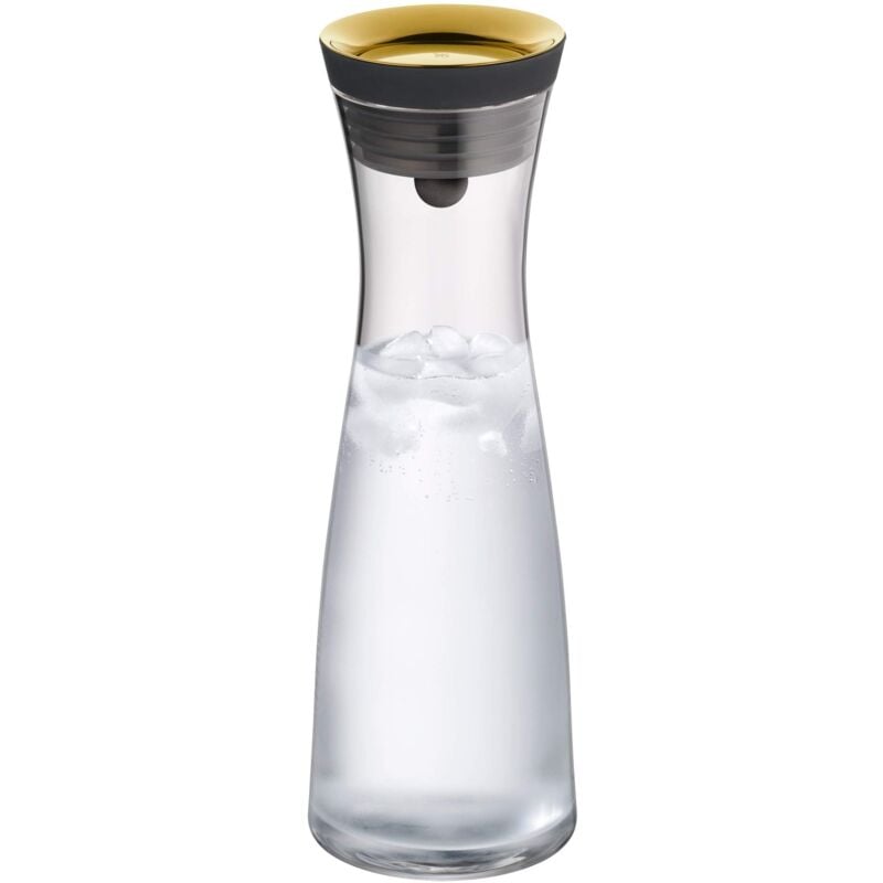 foto del prodotto wmf - 0617706590 caraffa d'acqua di base, 1.0 l, altezza 29 cm, caraffa di vetro, coperchio in silicone, chiusura closeup, oro