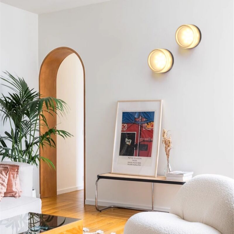 foto del prodotto wottes 2 pezzi moderno lampada da parete led trasparente applique da parete interno lampada da muro a forma di fossetta 13.5cm luce bianca calda