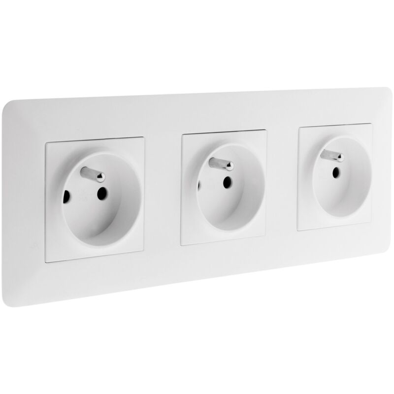 foto del prodotto zenitech tripla presa 2p t 16a pre cablata bianca artezo