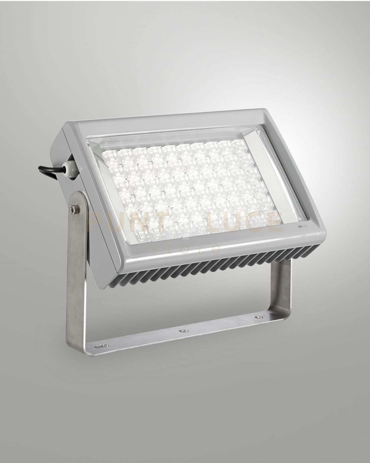 foto del prodotto zeus proiettore grigio a led 132w 4000k 28200lm 35 ip65