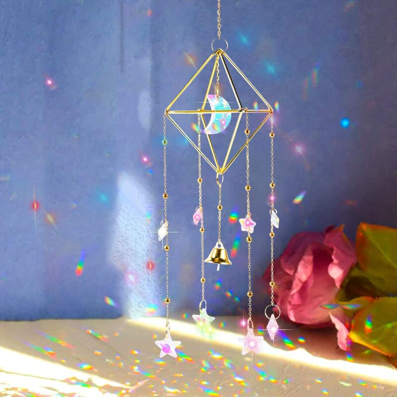 foto del prodotto zvd crystal daylighter, prism daylighter, color crystal bead daylighter, rainbow crystal prism wind chime hanging in the window garden corridor