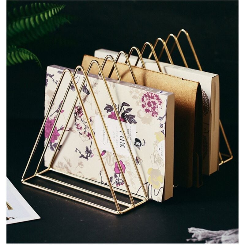 foto del prodotto zvd steel magazine rack in the shape of a triangle for magazines or documents rose gold